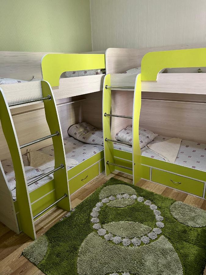 דושאנבה Anisa- Hostel מראה חיצוני תמונה
